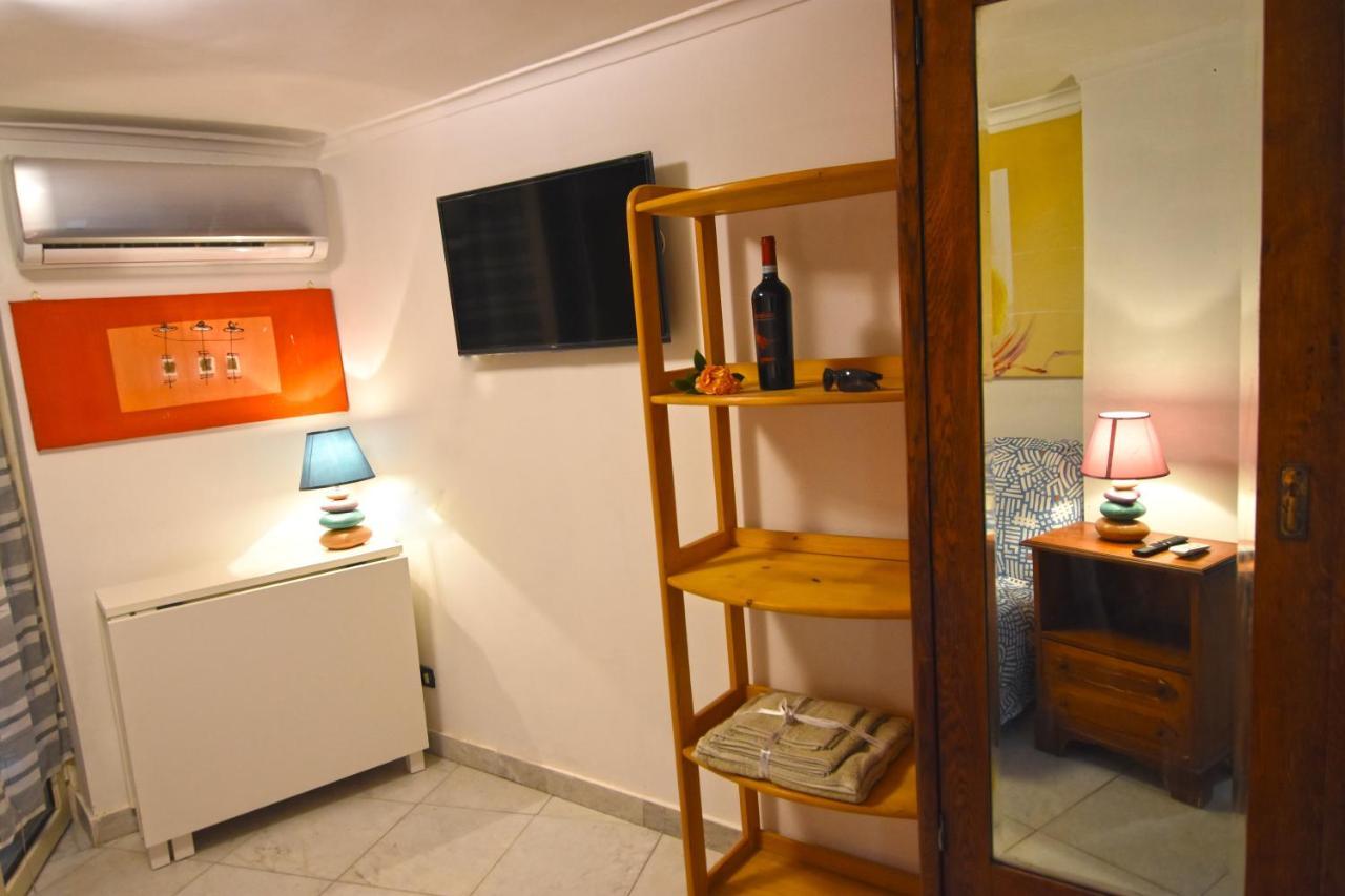 Lilliput Apartment Napoli Eksteriør billede